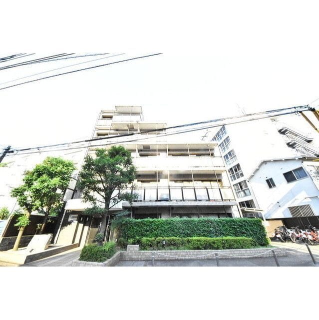 カスタリア新宿七丁目 302