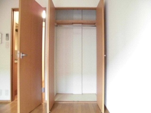ブリリアント田村 302