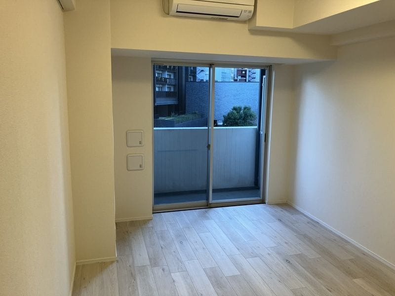 コンシェリア西新宿 402