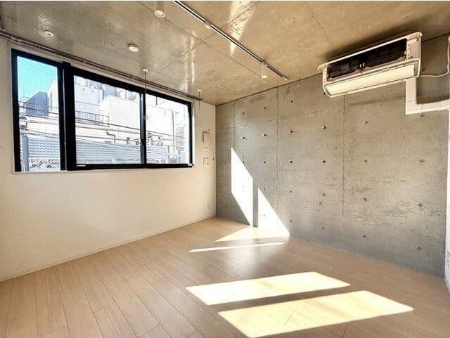 FARE御徒町 303