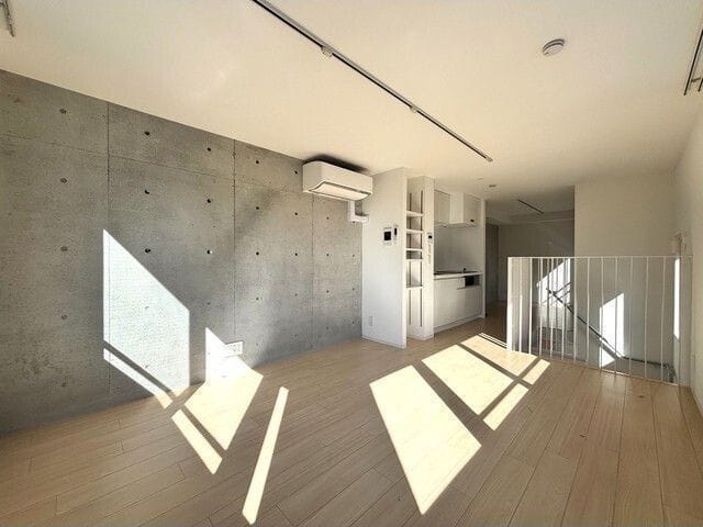 FARE御徒町 403