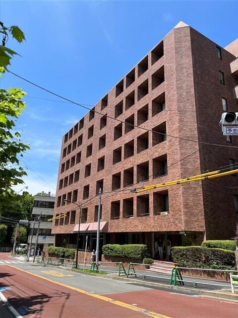 ロイヤル赤坂サルーン 406