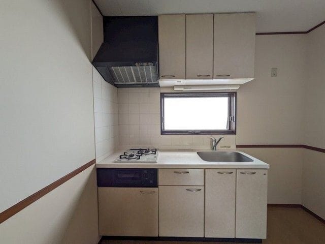 ウィング古屋パートII 305
