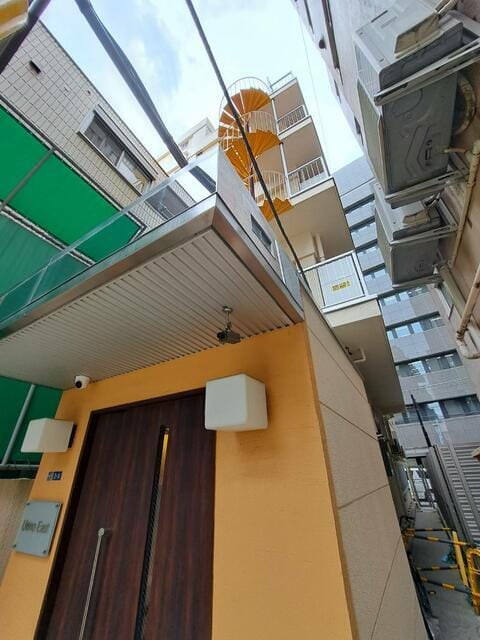 上野イースト 101