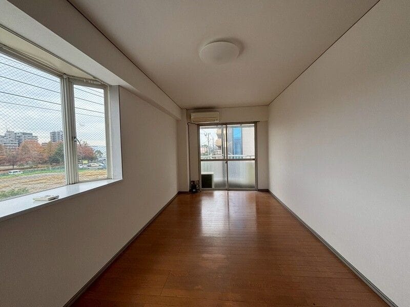 ヴィラ・ファニー 301