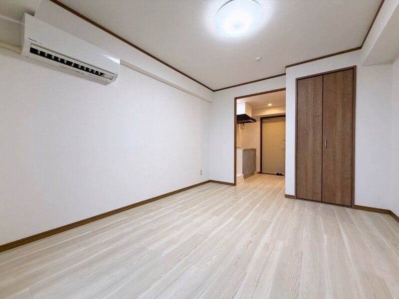 サンムラカミ八番館 305
