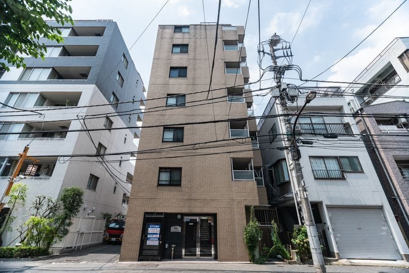 プレール市ヶ谷納戸町 704