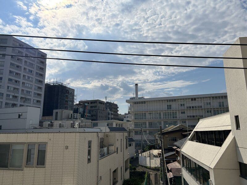 ブランズ市谷田町 404