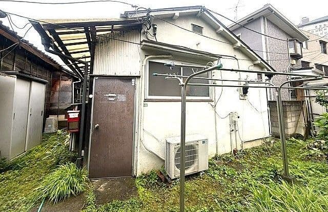 代々木富岡宅はなれ 15万円/入力なし/入力なし