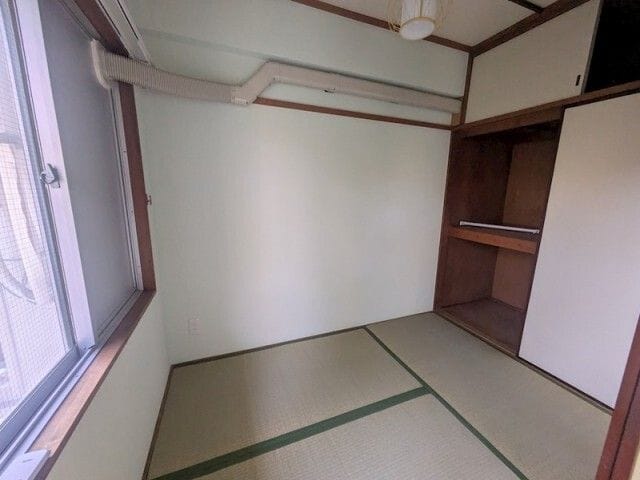 渓谷マンション 402