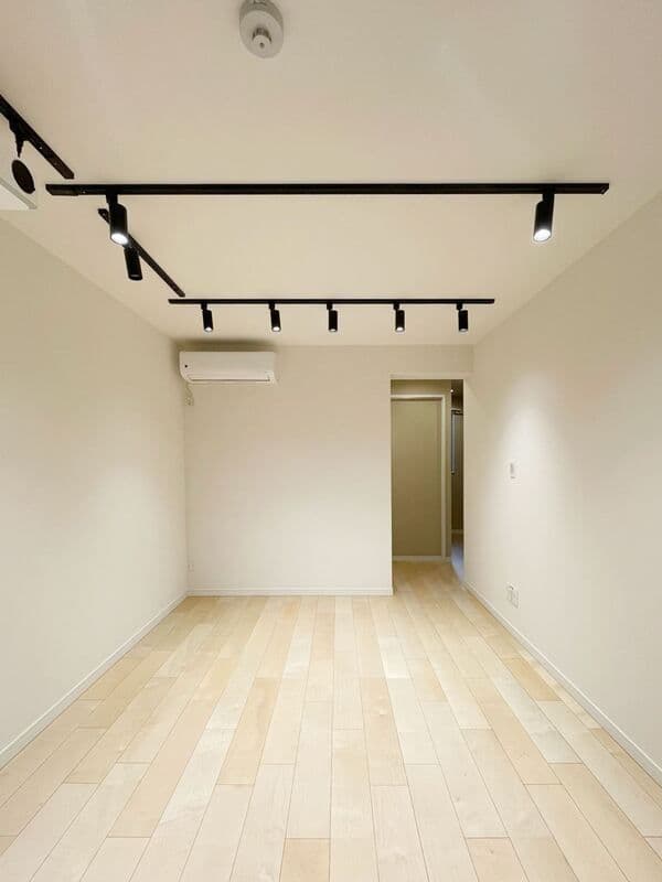 SPコート目白 202