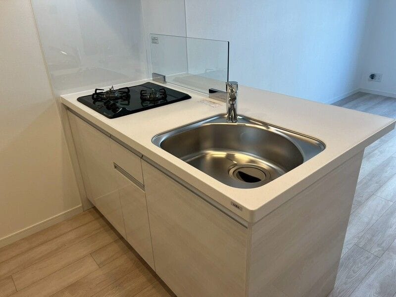 アイルプレミアム東京西新井 201