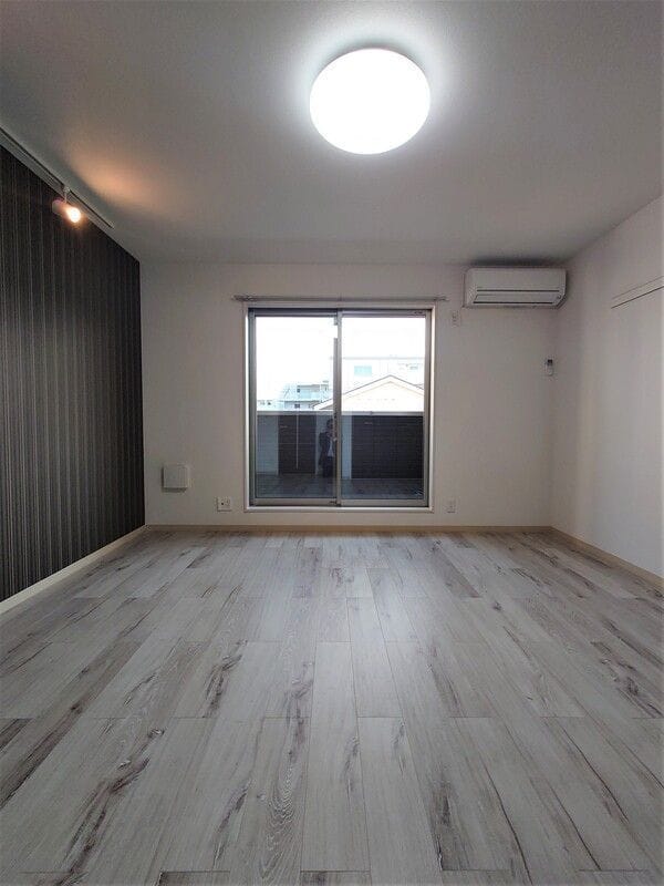 Brookdean 305