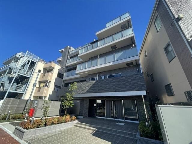 MAXIV西川口AZ TRE 501