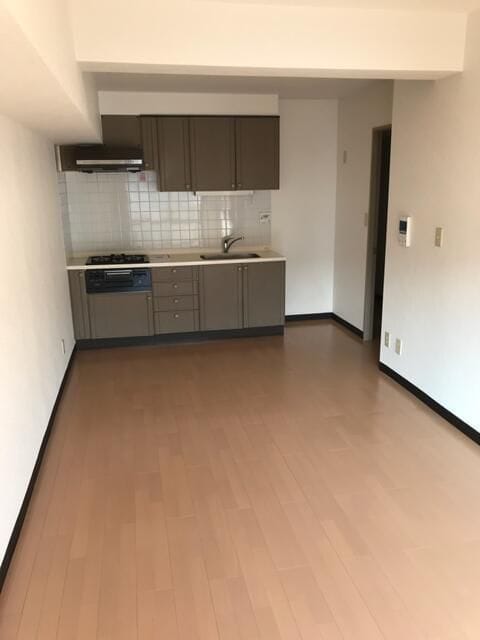 横浜阪東橋ガーデンハウス 404 間取り図