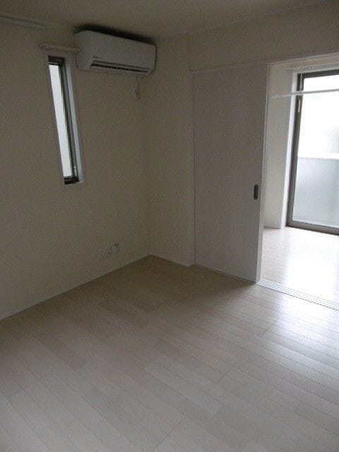 ルーム南麻布 201