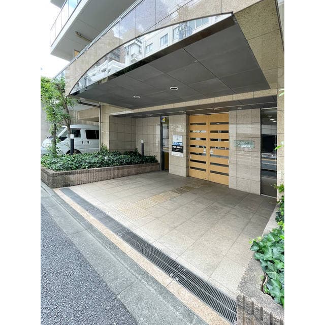 プライマル小石川 704