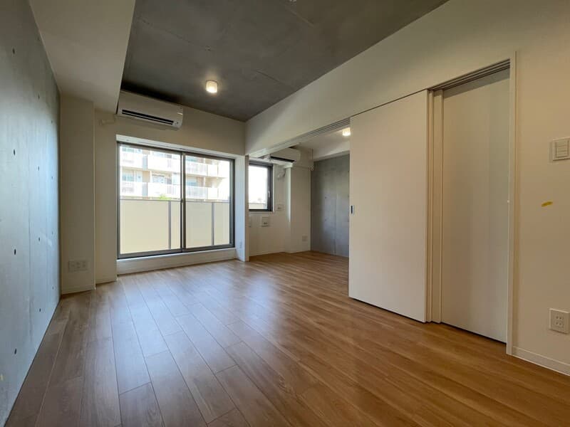 ルミーク文京千石 402