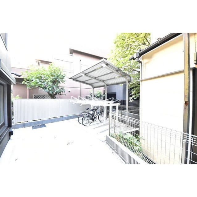 ミレドゥーエ新宿中落合 101