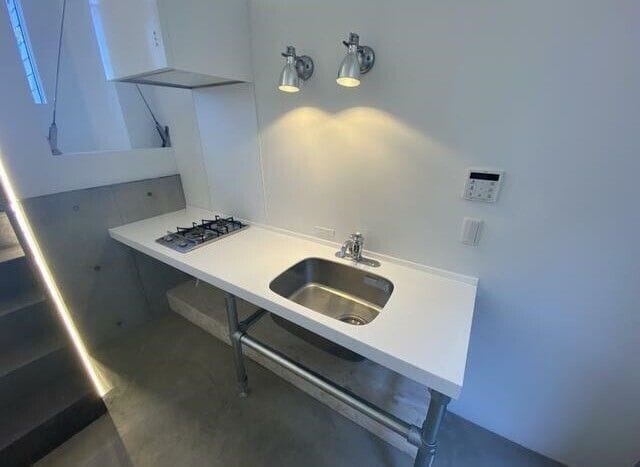 hike ~skip floor terrace house~ C