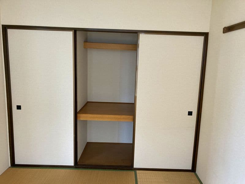 ファミール長崎 201