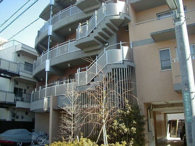 S・ファミーユ 202