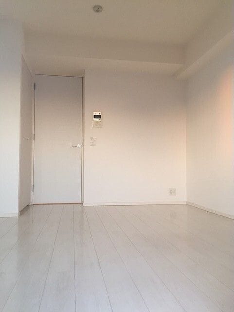 ホームズR四谷 301