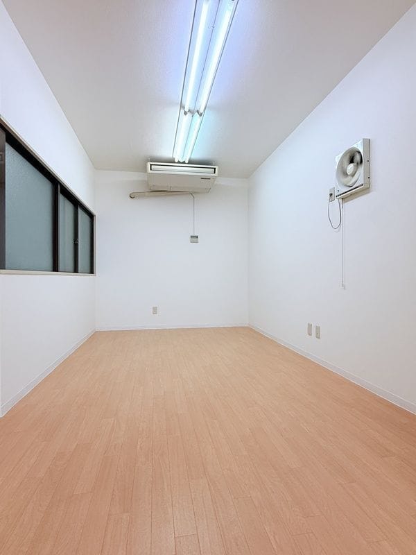 司コーポラス 101・102 33万円/入力なし/入力なし