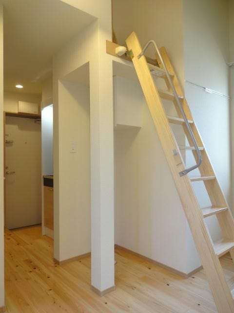 ルームズ笹塚B棟の写真