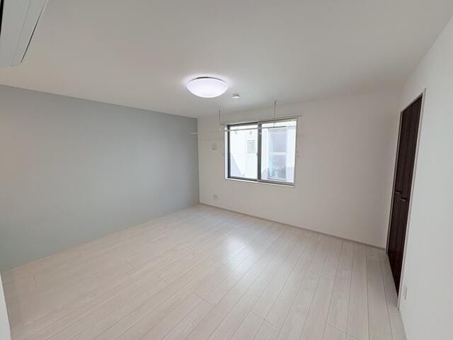 アクシス学芸大学 203
