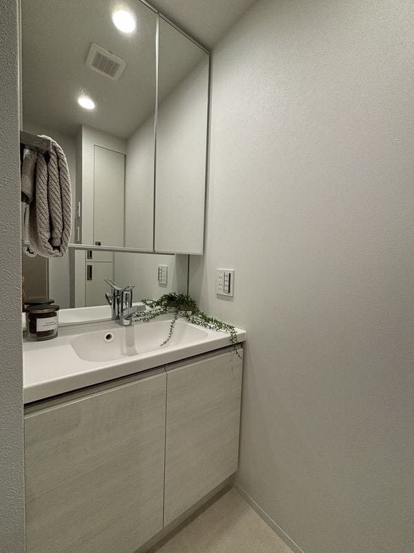 ONE ROOF RESIDENCE NISHINIPPORI 406