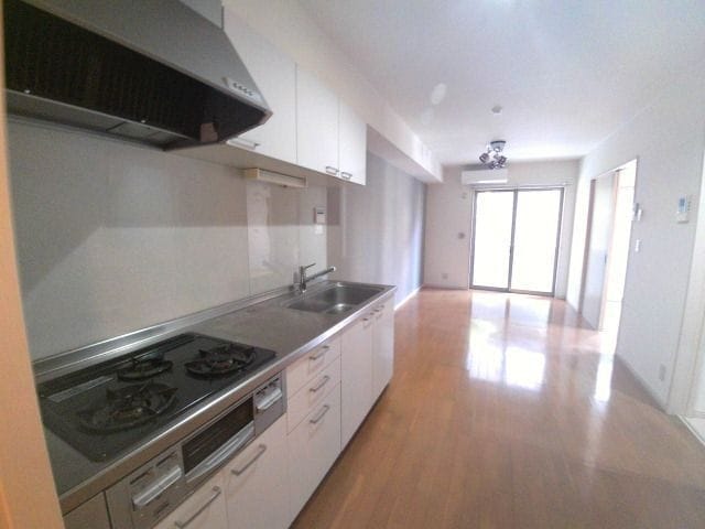 FLAT4 101