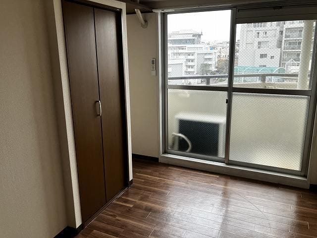 TRUST VALUE 不動前 704