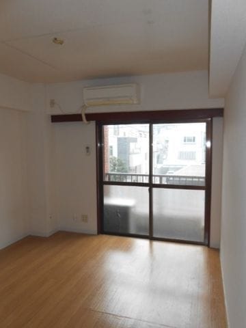 タンテ神楽坂 202