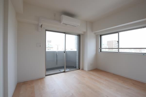 Cross Point AKABANE 703