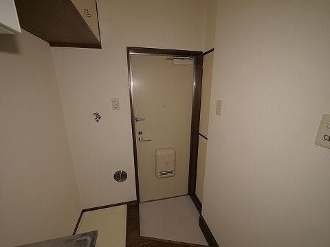 ハイツ棕櫚 205