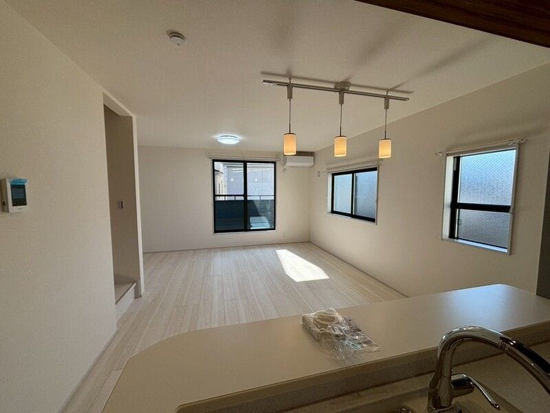 綾瀬2-7貸家2号棟の写真