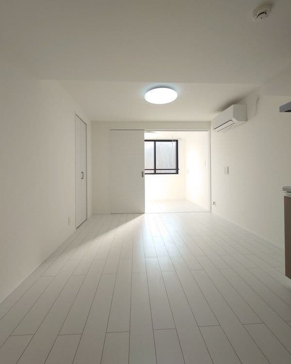 Sapphire Estates 401