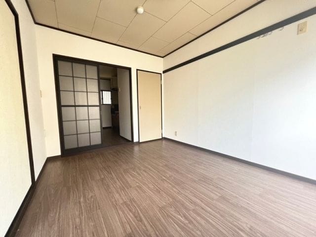 メゾンシーロード 205