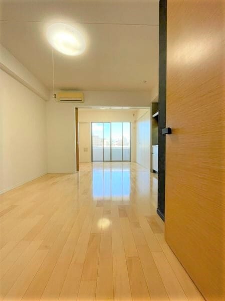 ラグジュアリーアパートメント三ノ輪 802