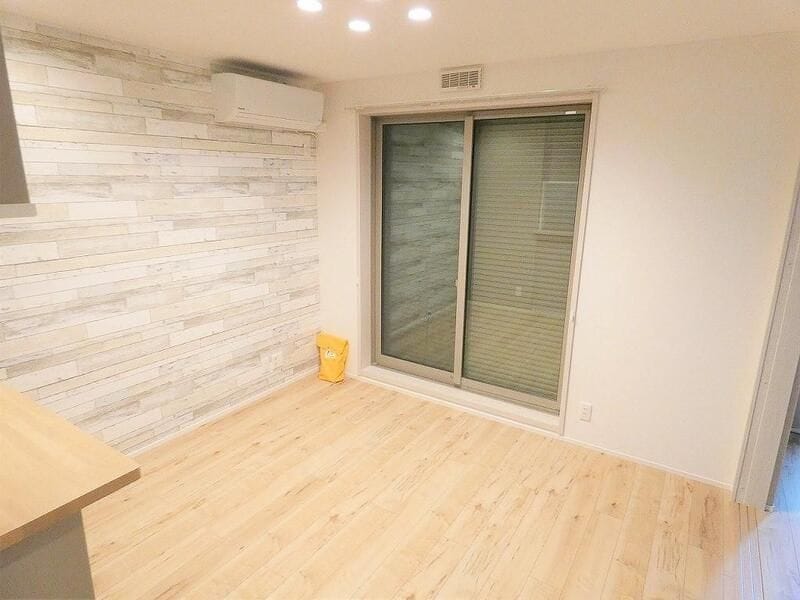 ルミエール本町 101