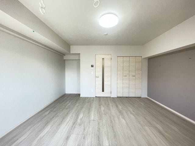 アルファコート梅島 110