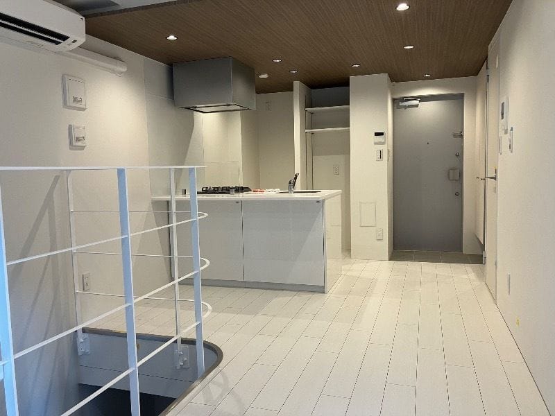 LEGALAND三軒茶屋South 101
