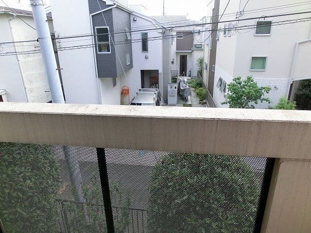 ハレ・イリマ 202