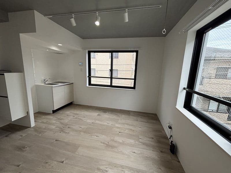 ブルーフェザーマンション 201