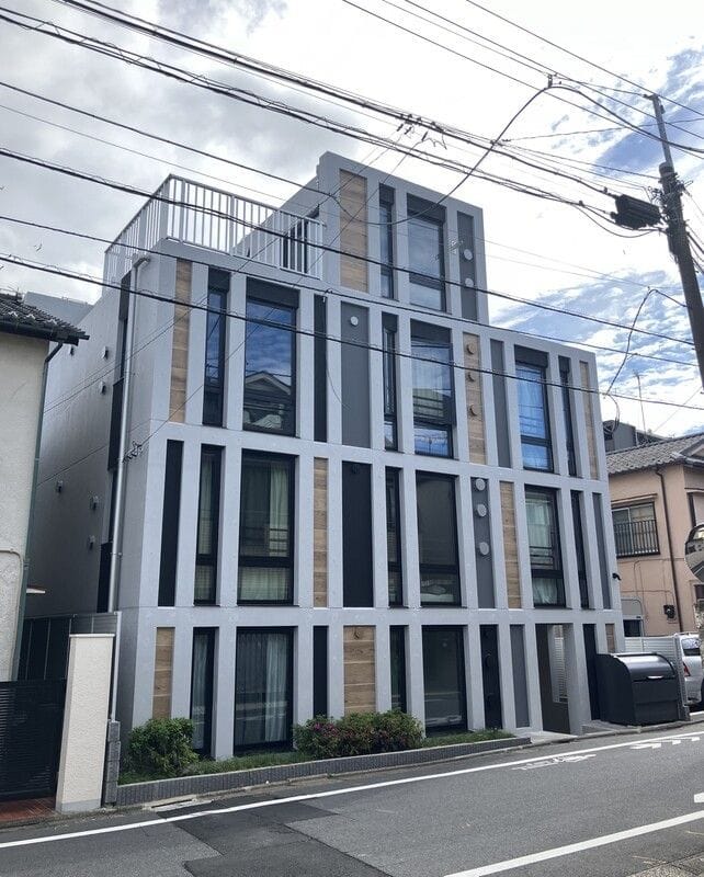 STRIPES 豪徳寺 201