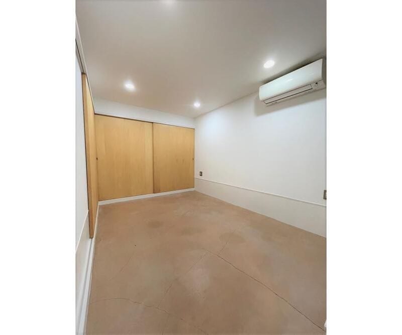 目黒区中目黒3丁目戸建賃貸 1