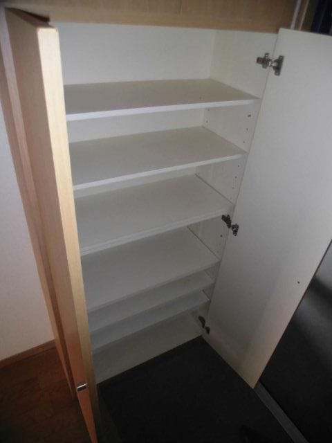 パークハイム萩中 302 間取り図