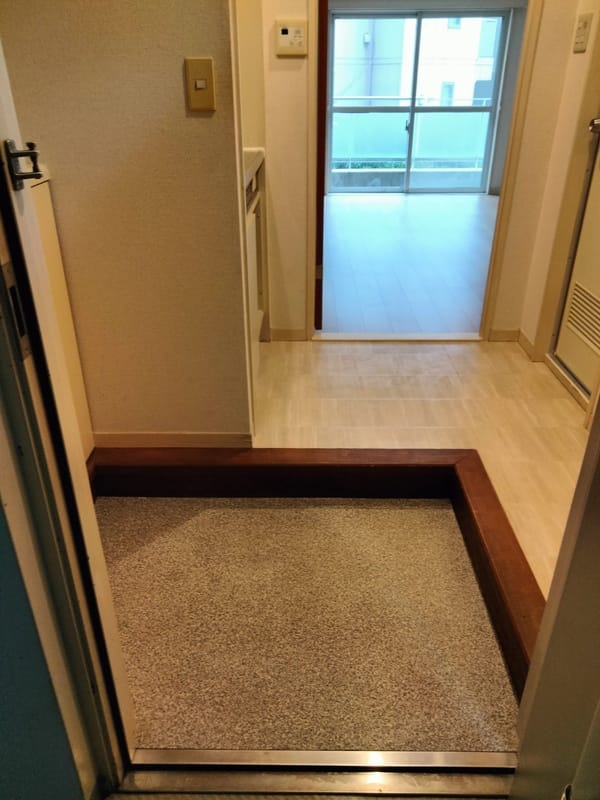 ライオンズマンション白山駅前 404