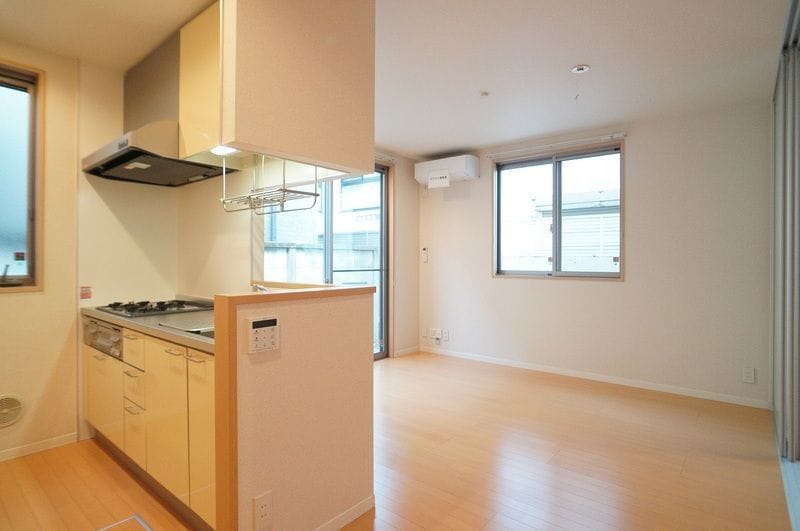 フラット下馬 102